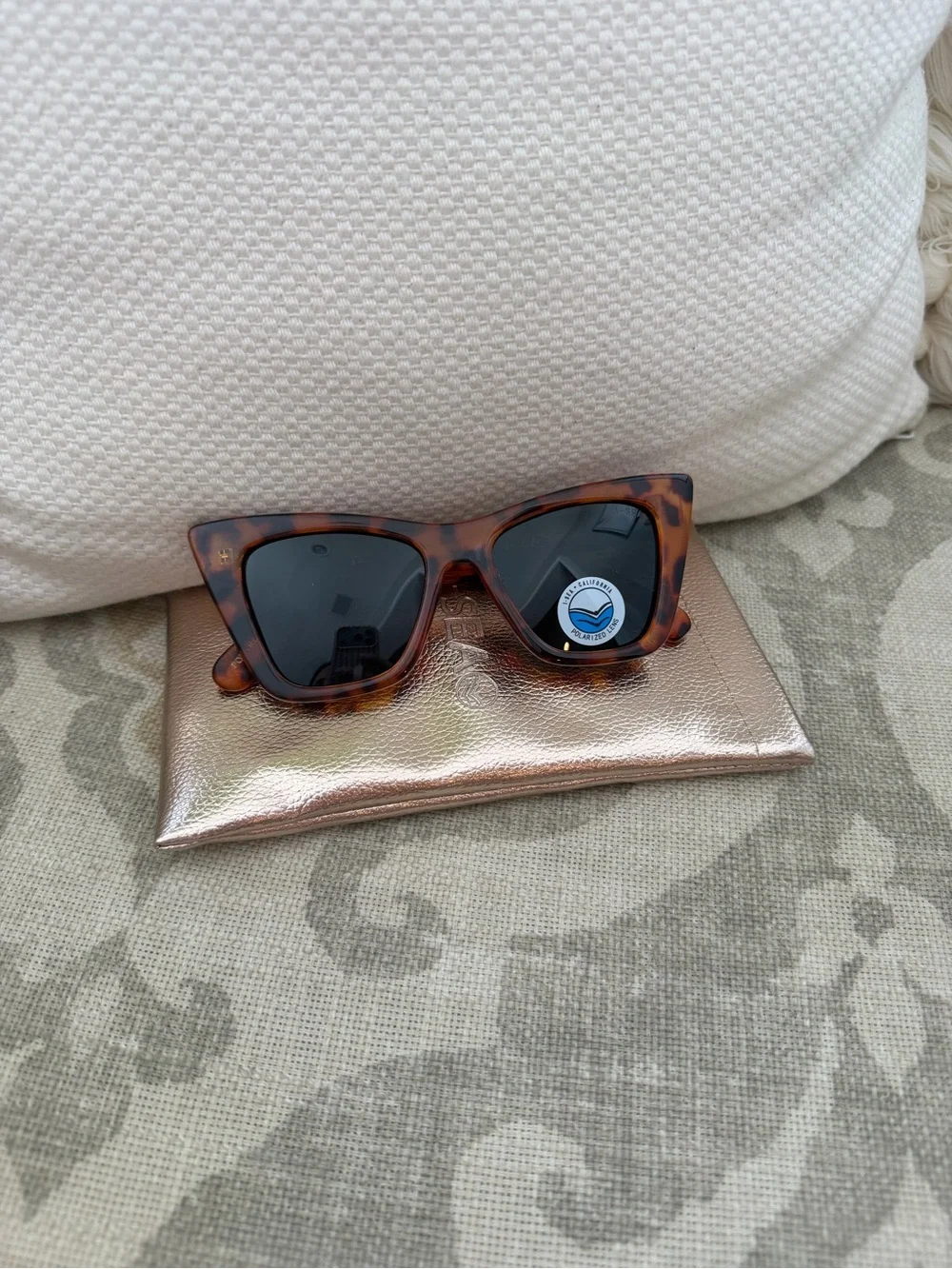 I Sea sunglasses Ashbury style